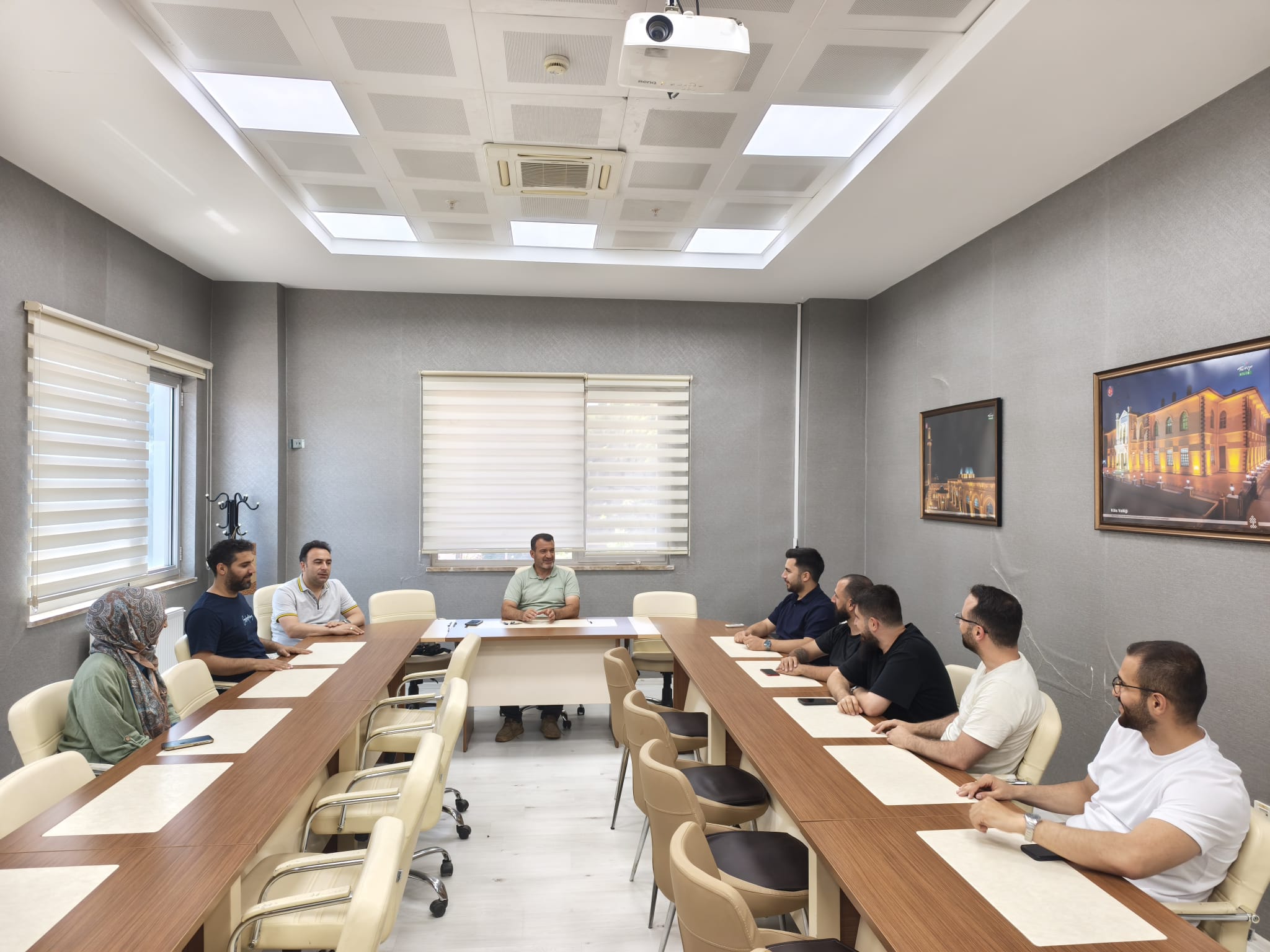 İslam Tarihi ve Sanatları Bölüm Toplantısı, Prof. Dr. Ömer Cide Başkanlığında Gerçekleştirildi